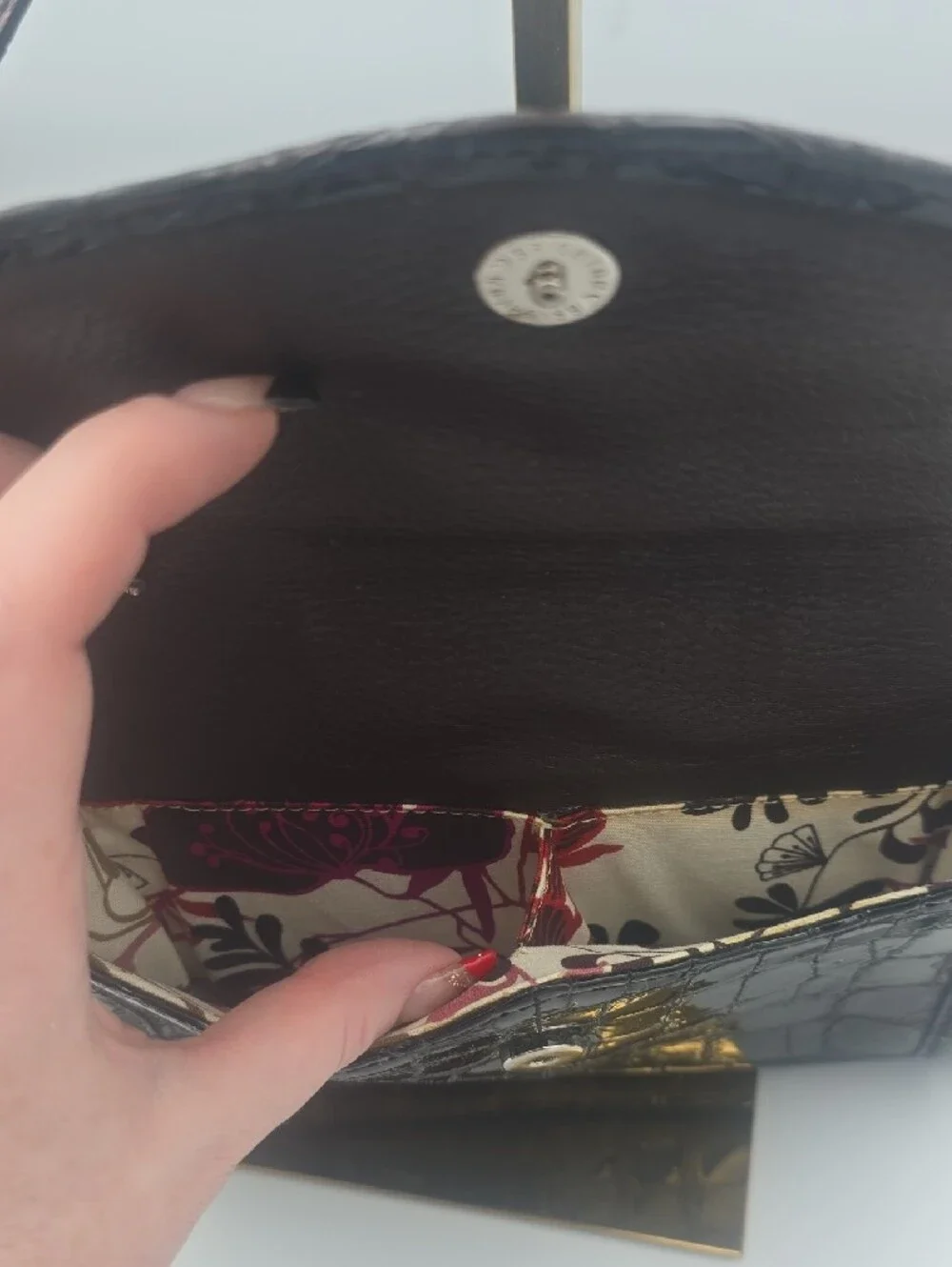 Brighton Black/Dark Brown Croc-Embossed Crossbody W/ Heart Accent/Silver (EUC)🩶
